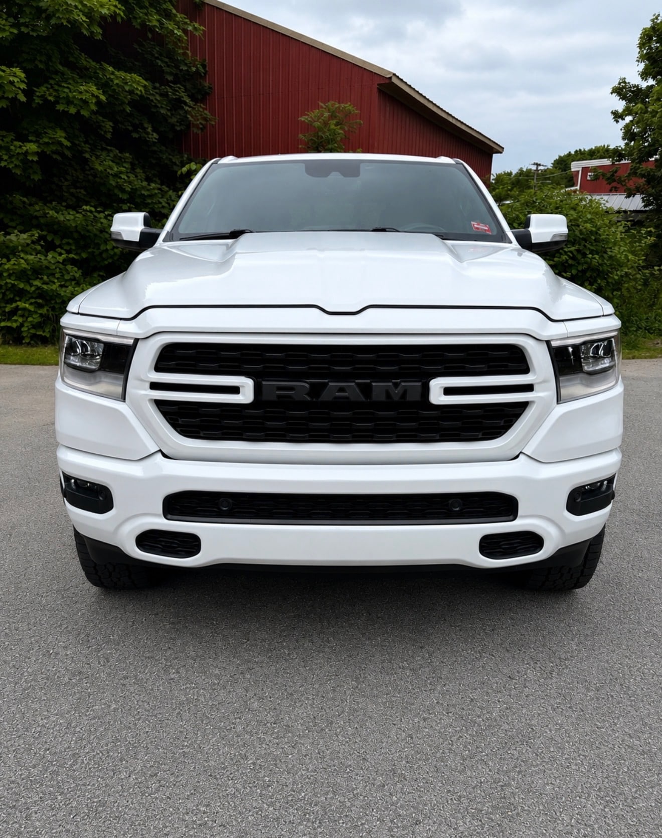 ram ram 1500 2022 1C6SRFVT3NN196330 image ram ram 1500 2022 1C6SRFVT3NN196330 image